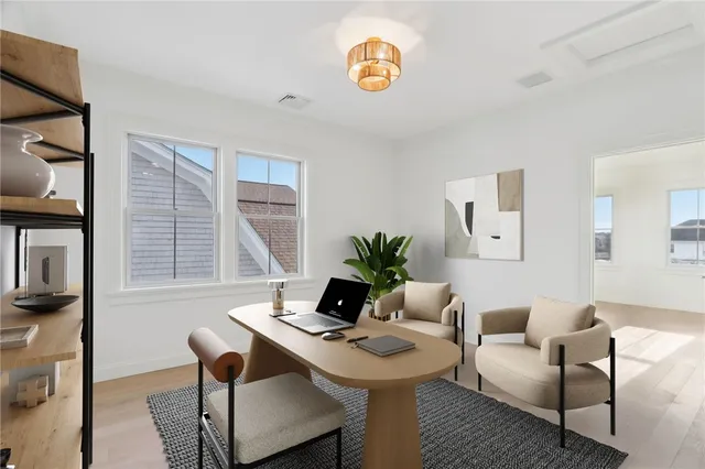 $1,799,000 | 8 Lookout Lane, Portsmouth, RI 02871