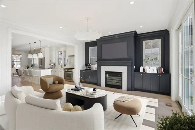 $1,799,000 | 8 Lookout Lane, Portsmouth, RI 02871