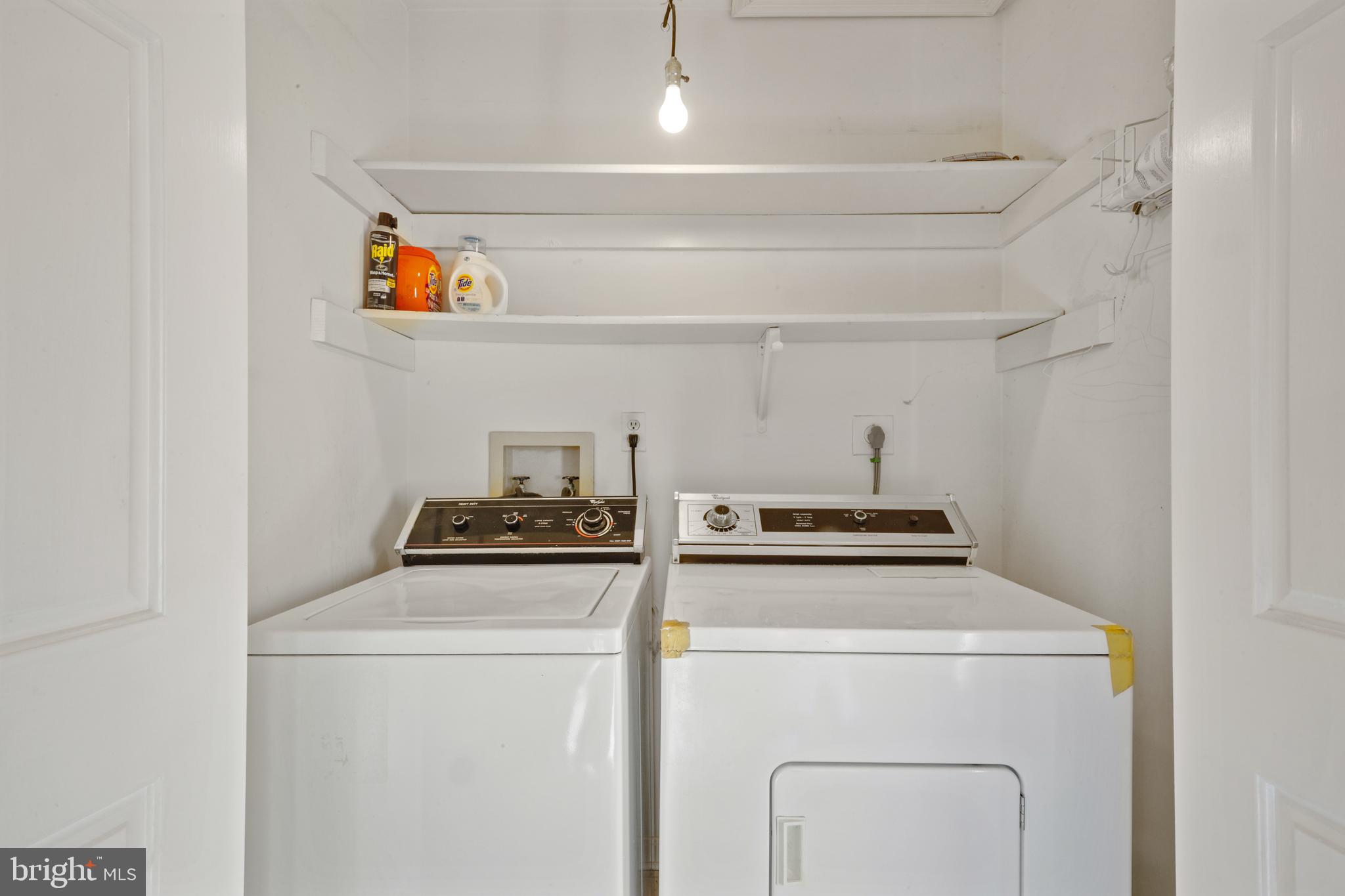 4202 Roland Avenue, Unit 202 Baltimore, MD 21211 - Photo 17 of 29 In unit Laundry