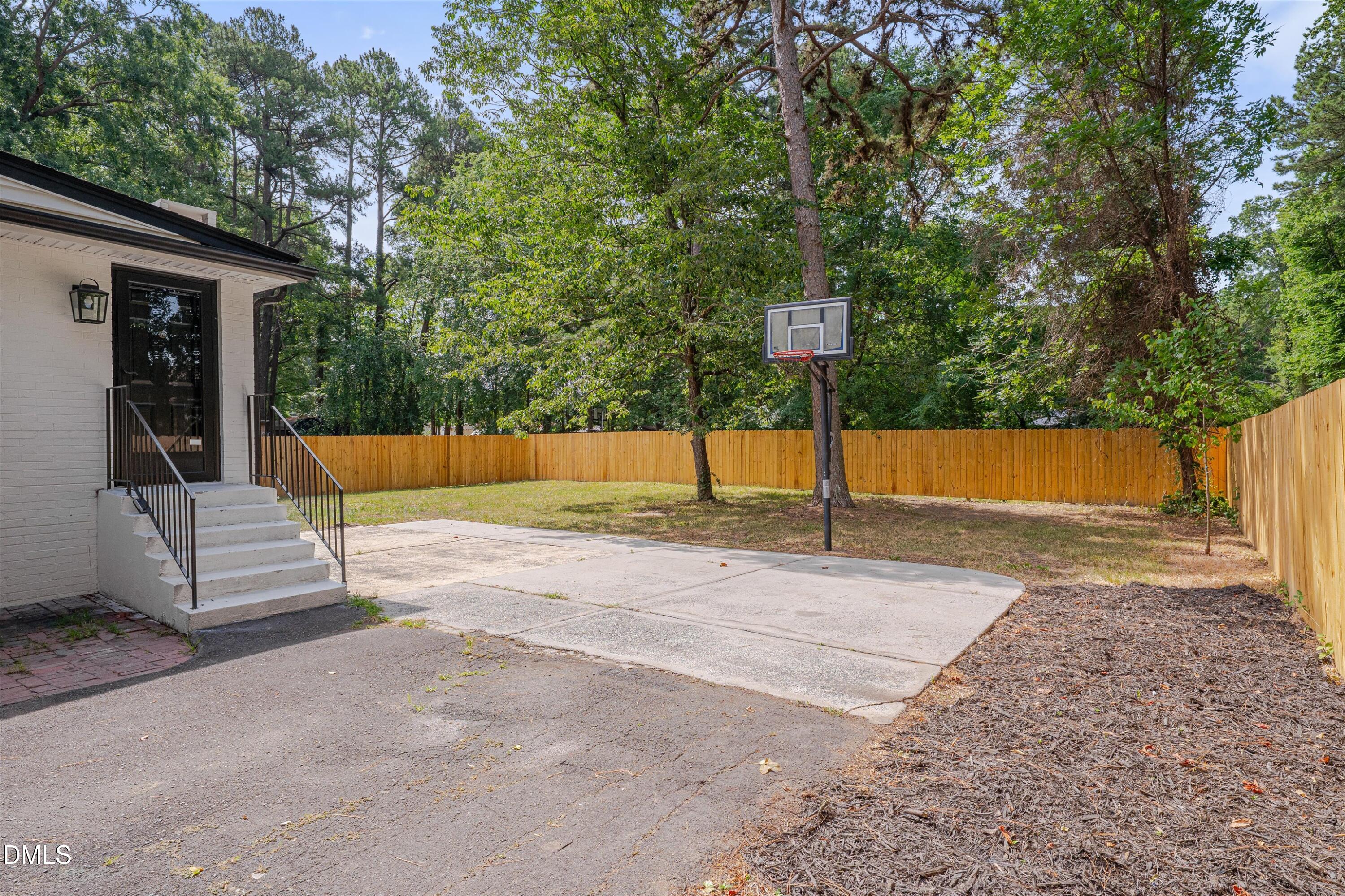 717 Crosby Road Durham, NC 27704 - Photo 37 of 40