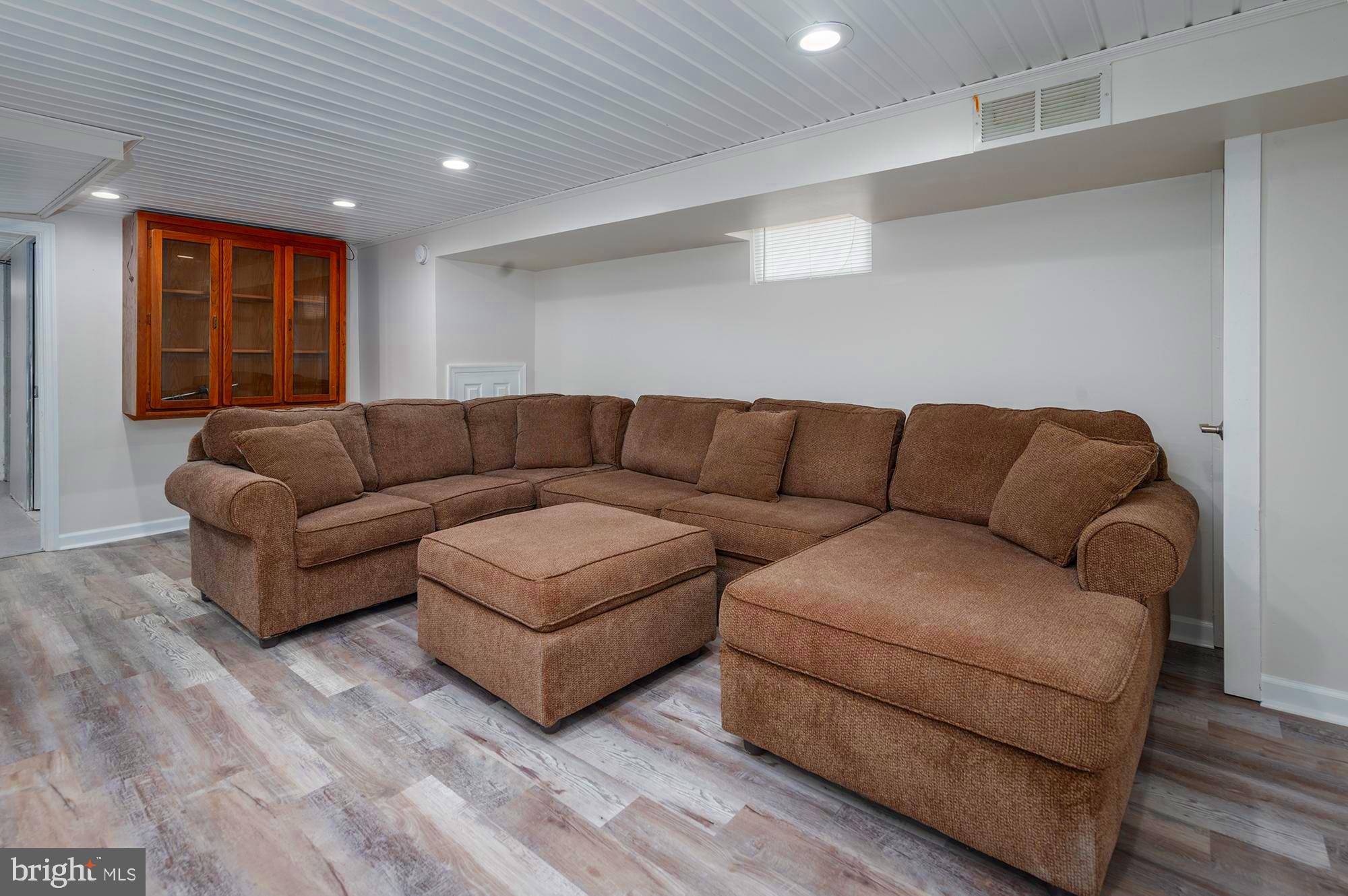 7301 Berkshire Road Baltimore, MD 21224 - Photo 14 of 20 Gallery Image 14