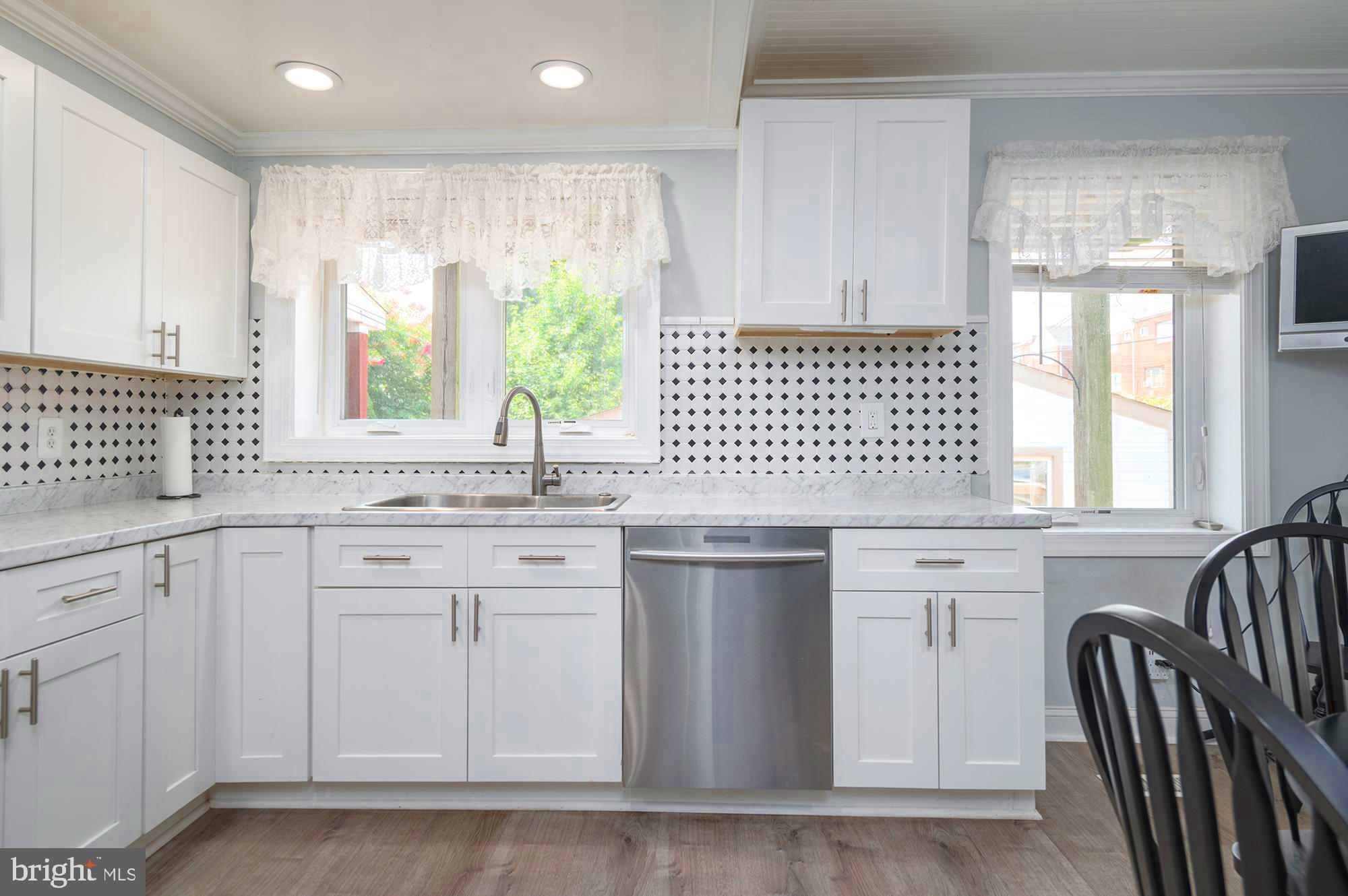 7301 Berkshire Road Baltimore, MD 21224 - Photo 6 of 20 Gallery Image 6