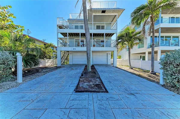 $1,799,999 | 872 North Shore Drive, Anna Maria, FL 34216