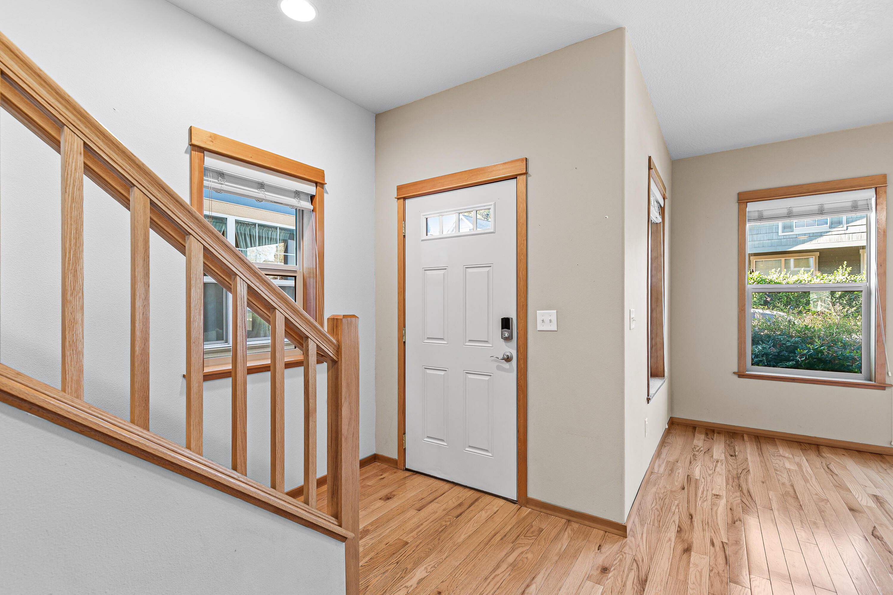 5 Logan Way Talent, OR 97540 - Photo 4 of 35 9R9A6249