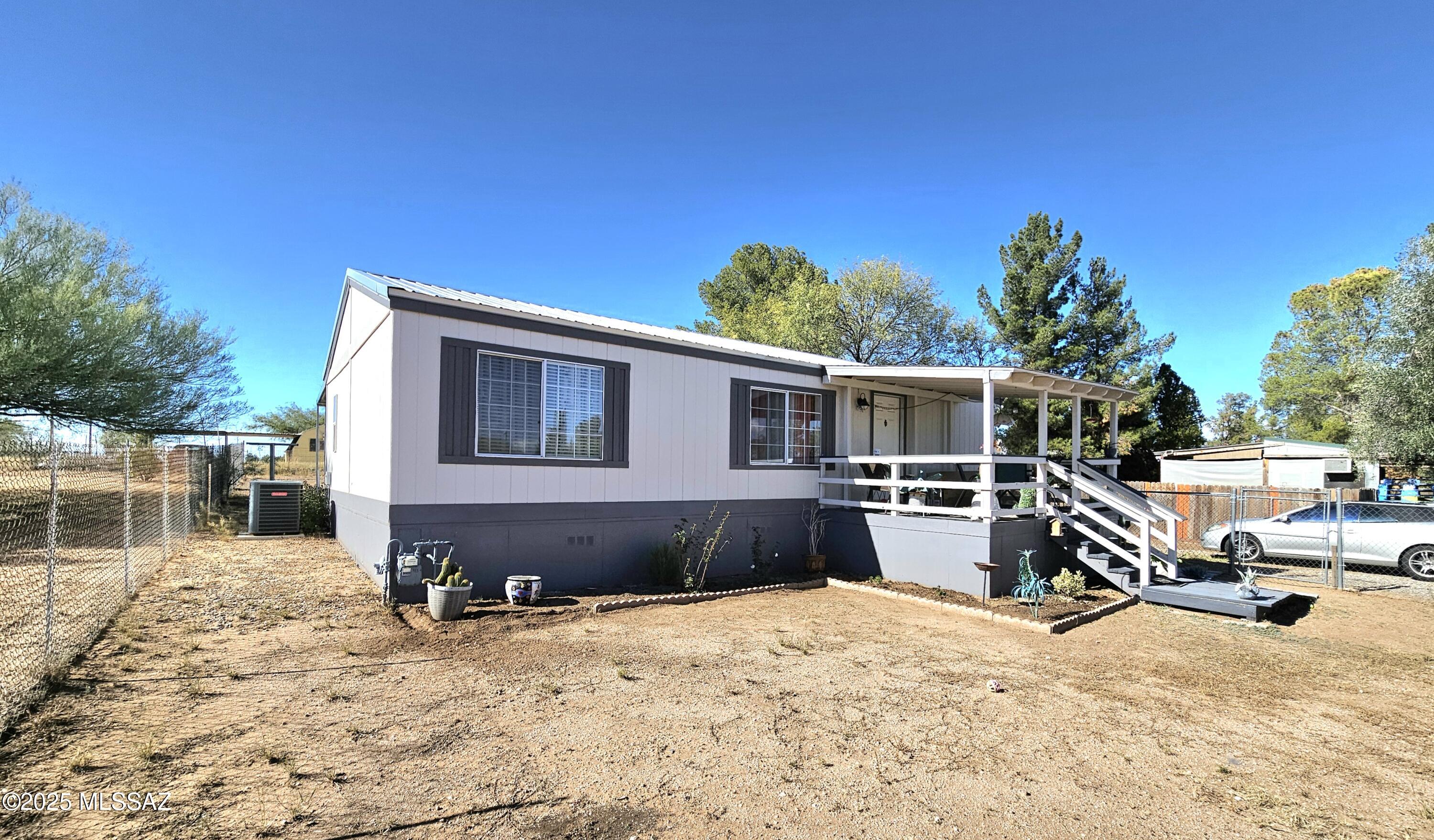 284 North Warren Road Benson, AZ 85602 - Photo 1 of 33 1000070019
