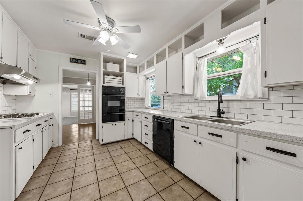 3223 Live Oak Avenue Waco, TX 76708 - Photo 13 of 40