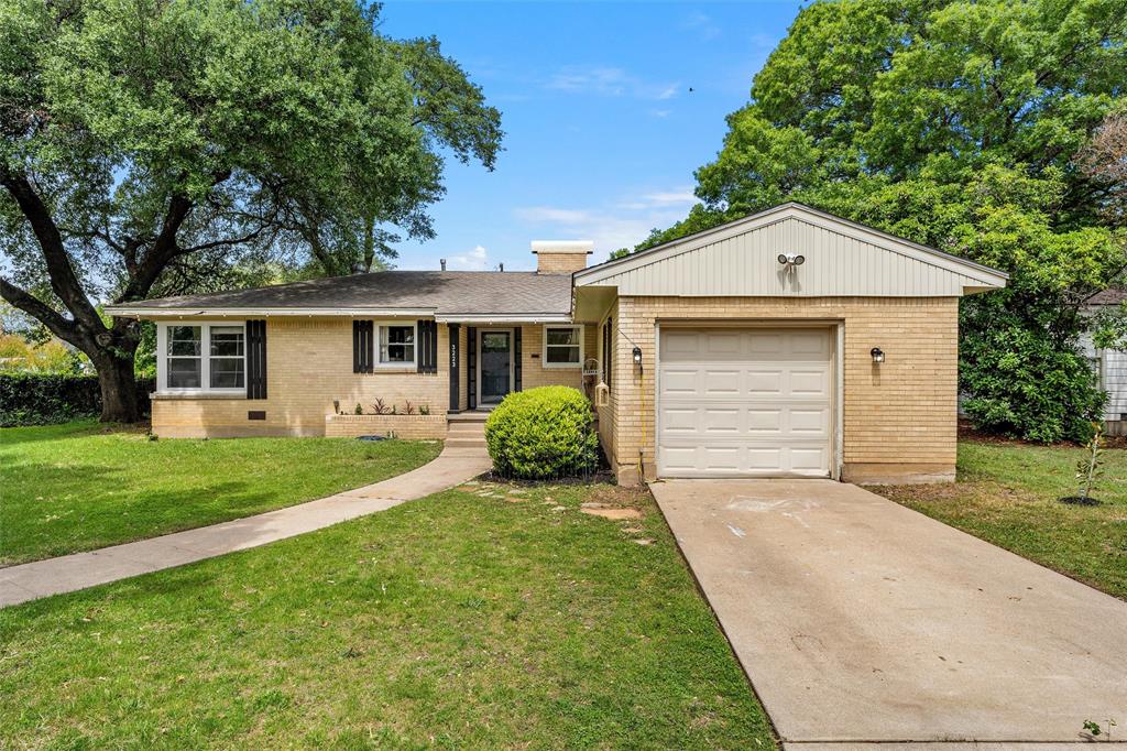 3223 Live Oak Avenue Waco, TX 76708 - Photo 2 of 40
