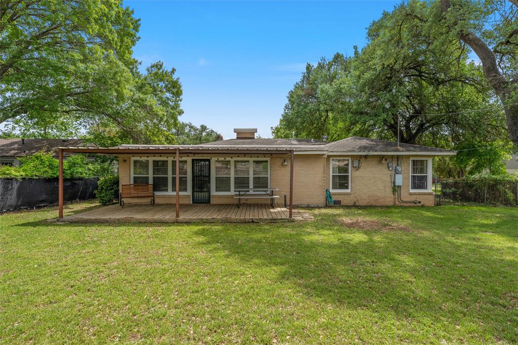 3223 Live Oak Avenue Waco, TX 76708 - Photo 33 of 40