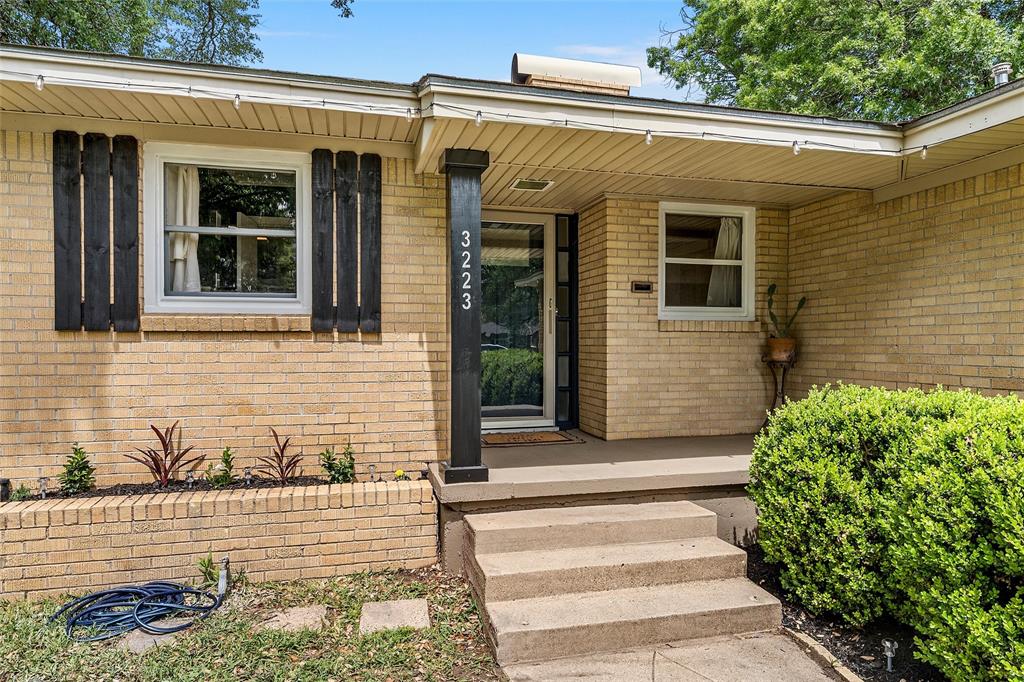 3223 Live Oak Avenue Waco, TX 76708 - Photo 6 of 40