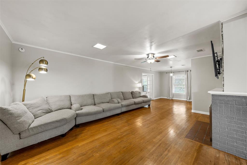 3223 Live Oak Avenue Waco, TX 76708 - Photo 7 of 40