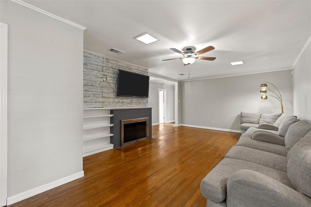 3223 Live Oak Avenue Waco, TX 76708 - Photo 9 of 40