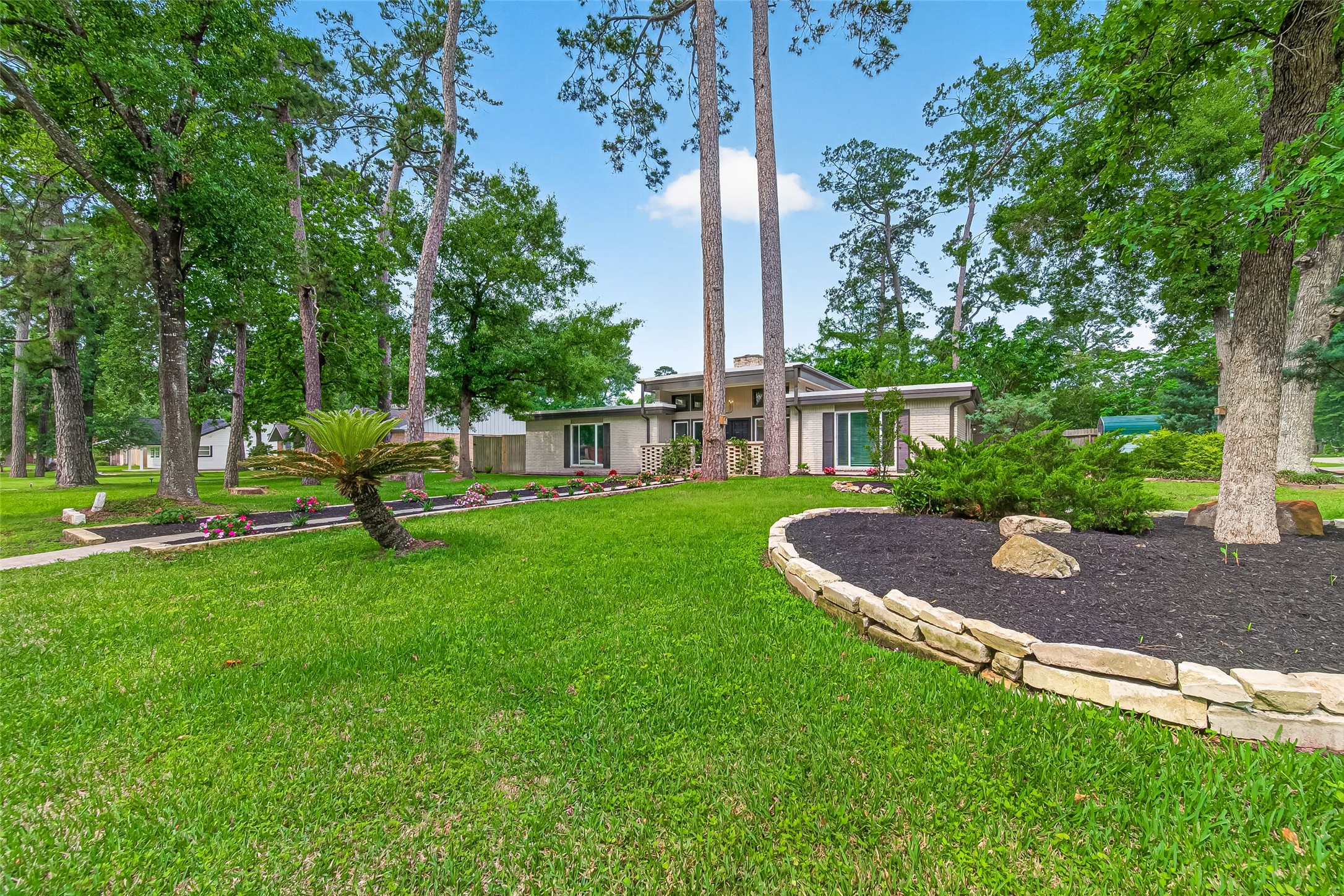 25915 Maplewood Drive Spring, TX 77386 - Photo 2 of 50