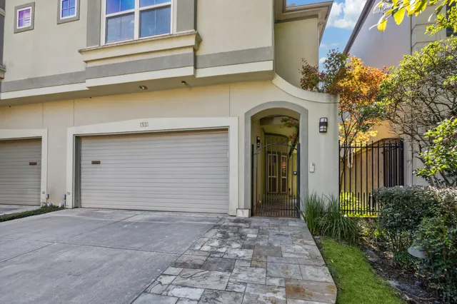 $724,000 | 1533 Nevada Street, Houston, TX 77006