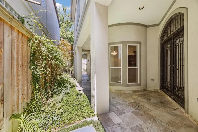 $724,000 | 1533 Nevada Street, Houston, TX 77006