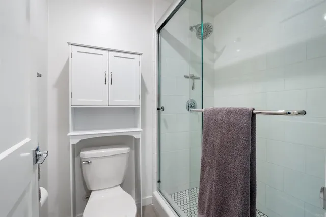 $1,190,000 | 522 South Cleveland Street, Unit 7, Oceanside, CA 92054