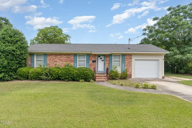 $217,000 | 1304 North Park Avenue, Dunn, NC 28334