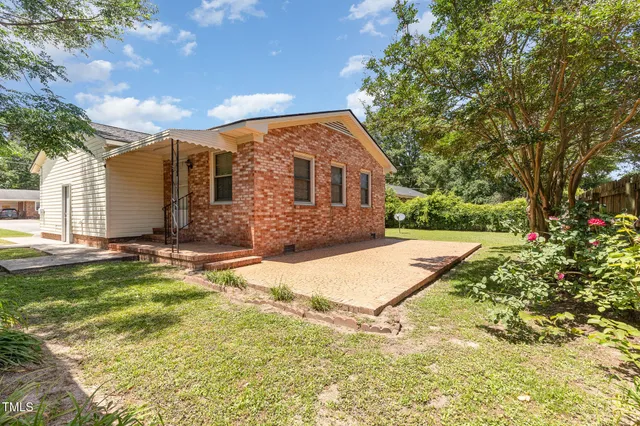 $217,000 | 1304 North Park Avenue, Dunn, NC 28334