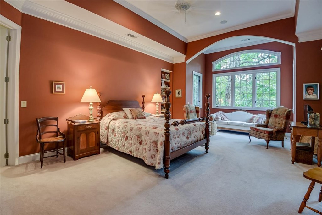 220 Sunderland Road Aiken, SC 29803 - Photo 9 of 60