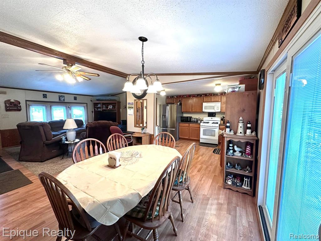 13027 Norman Road Yale, MI 48097 - Photo 10 of 48