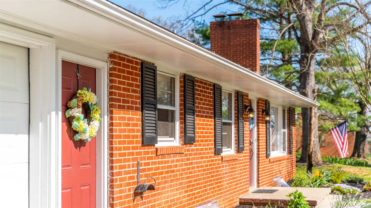 275 Swoope Road Swoope, VA 24479 - Photo 2 of 41 a porch with seating space
