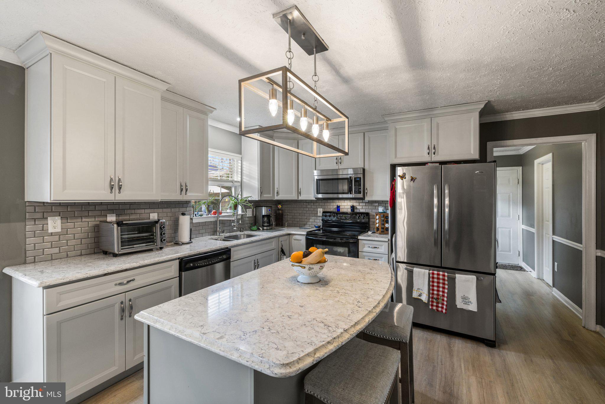 35470 Sassafras Drive Round Hill, VA 20141 - Photo 12 of 89