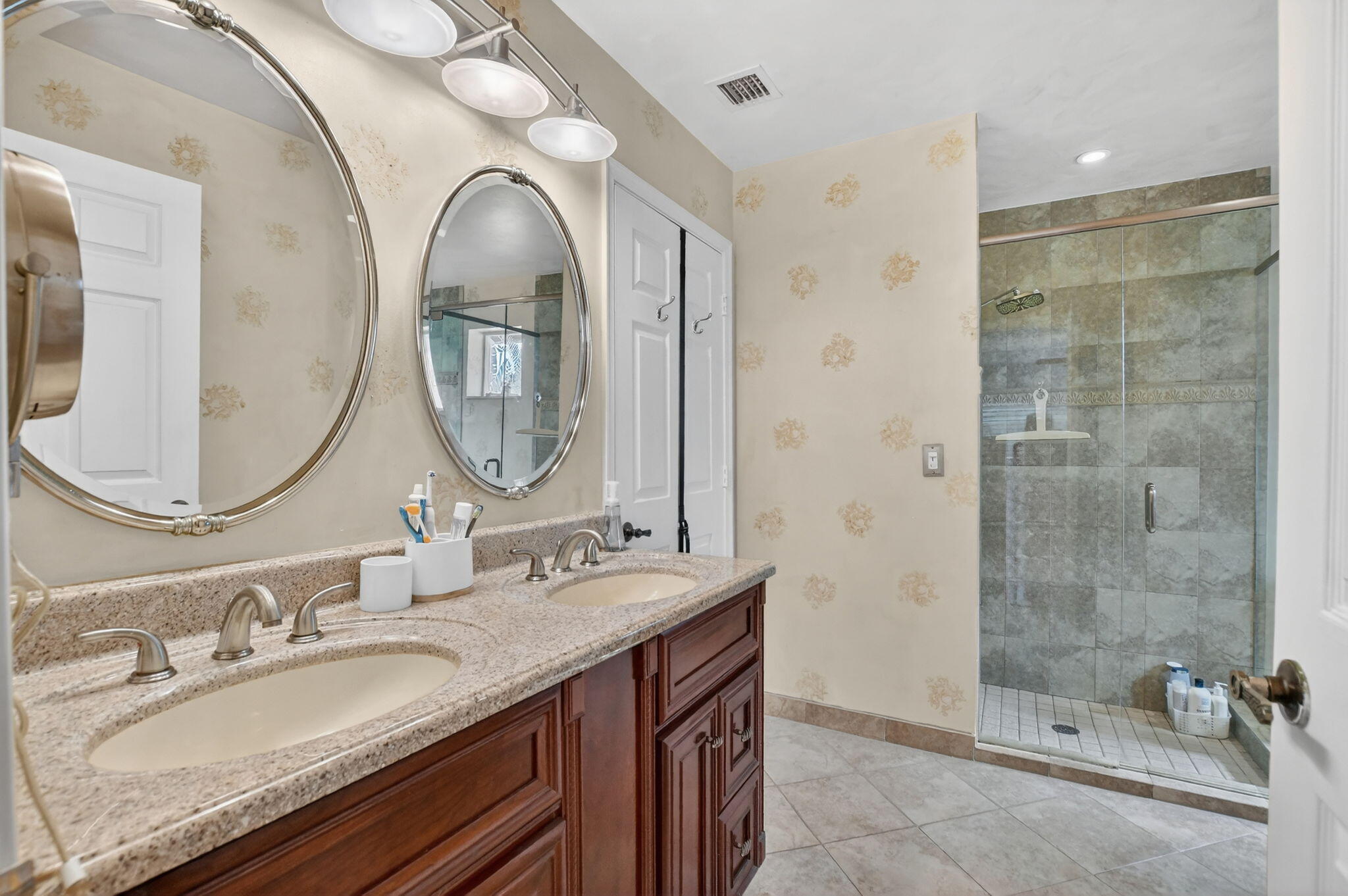 19815 Sedgefield Terrace Boca Raton, FL 33498 - Photo 26 of 59 26-web-or-mls-DSC_0736