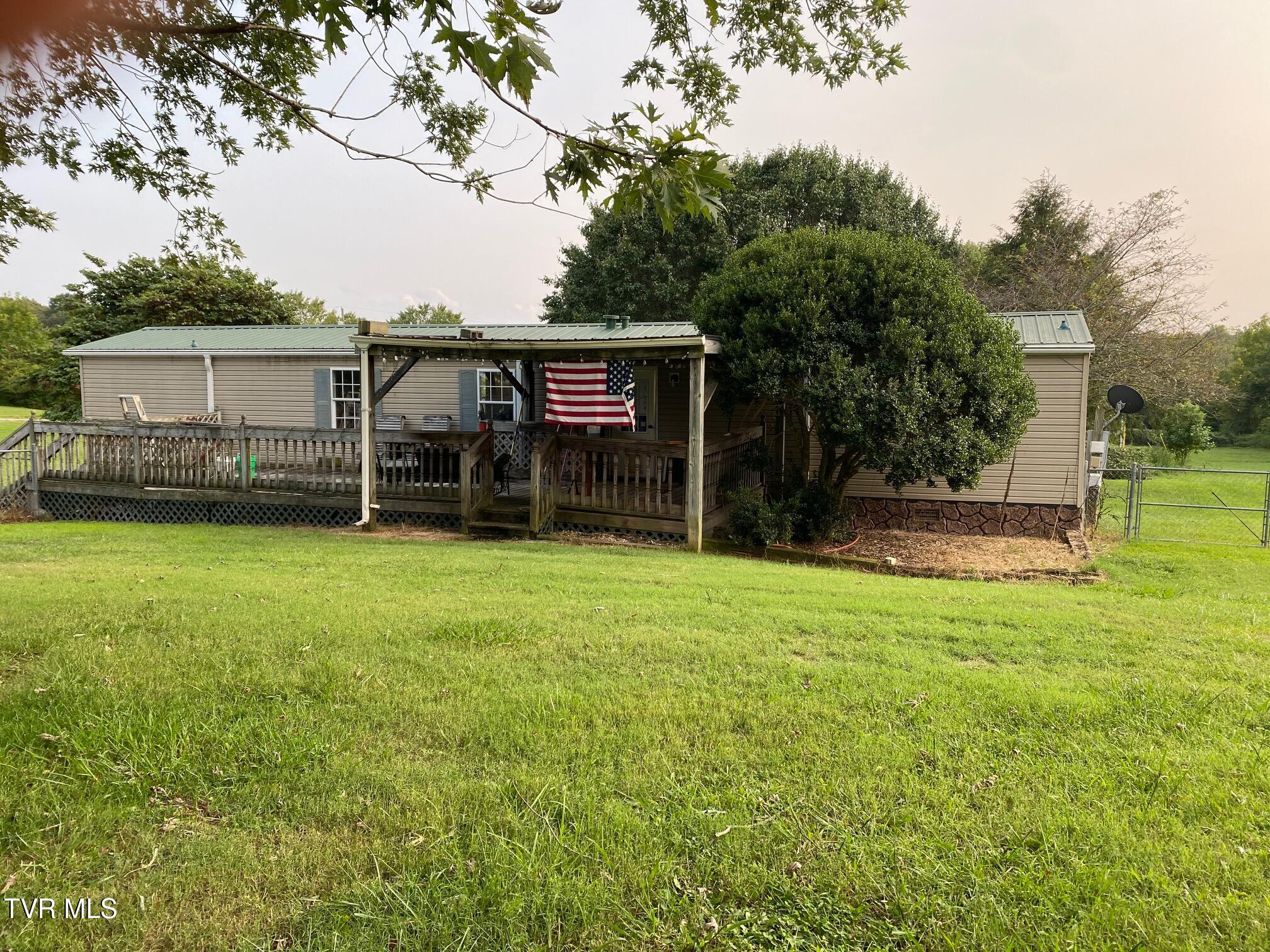 110 Wandering Drive Chuckey, TN 37641 - Photo 2 of 11 IMG_0383