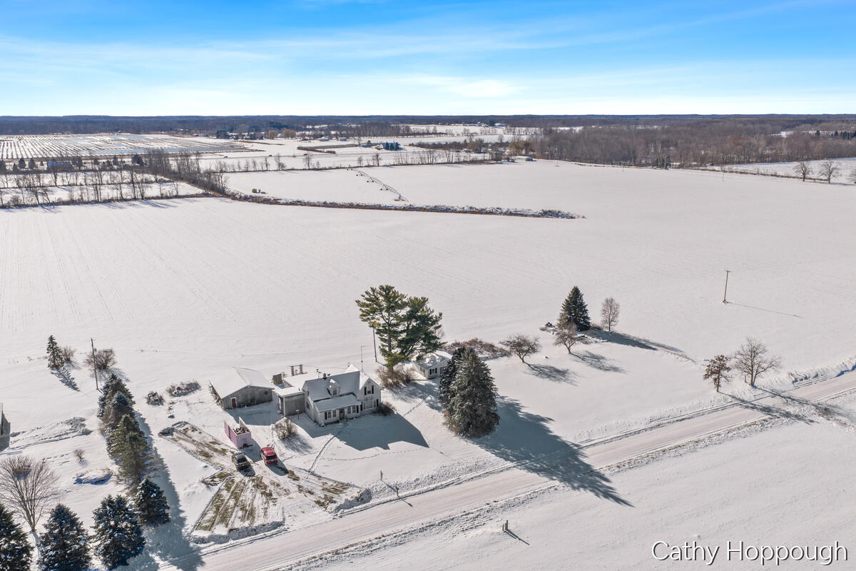 3834 East Station Road Sheridan, MI 48884 - Photo 29 of 33 3834-East-Station_205