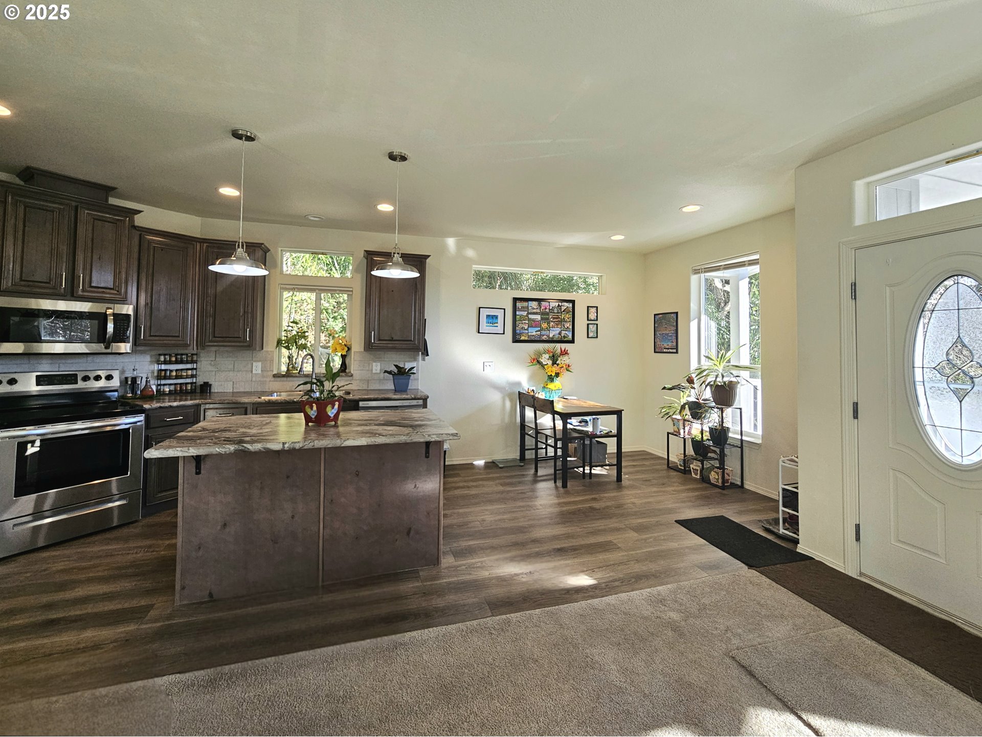 98041 Hallway Road, Unit 35 Brookings, OR 97415 - Photo 6 of 34 Gallery Image 6