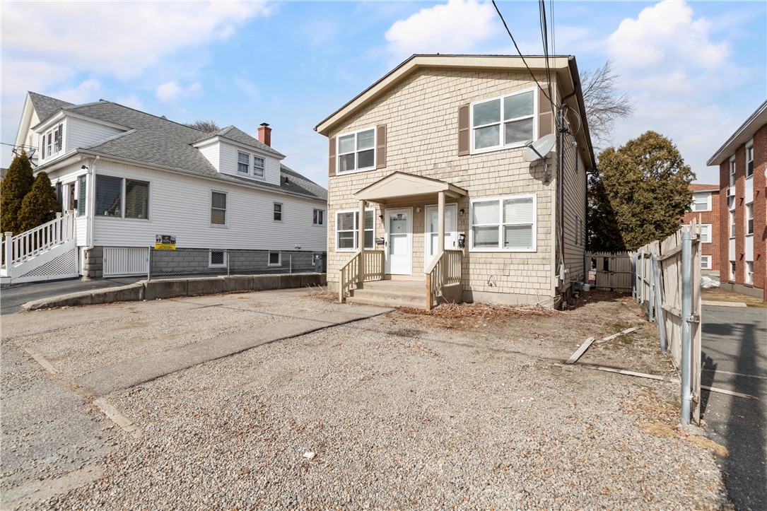 35 Seneca Avenue Pawtucket, RI 02860 - Photo 34 of 39