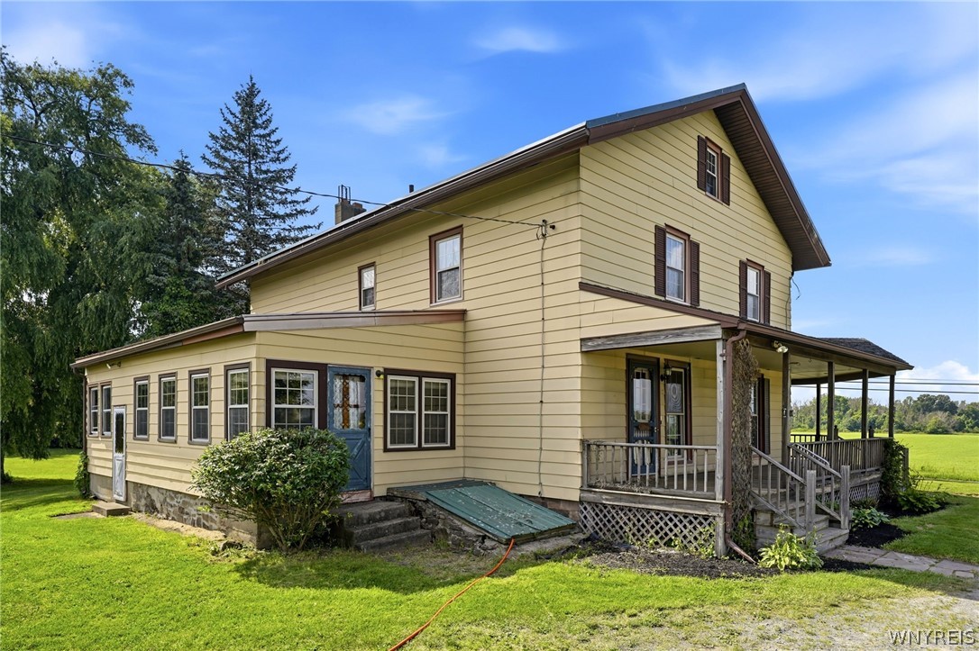 14060 Maple Street Albion, NY 14411 - Photo 1 of 37