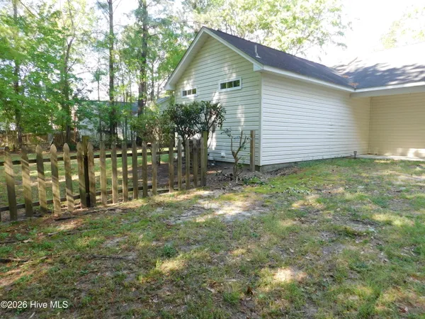 $1,500 | 210 Tobiano Drive, New Bern, NC 28562
