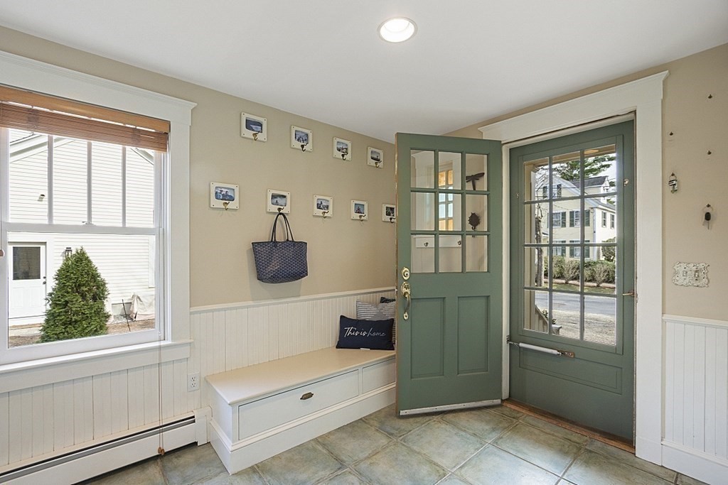 36 Brooks Street Concord, MA 01742 - Photo 13 of 24