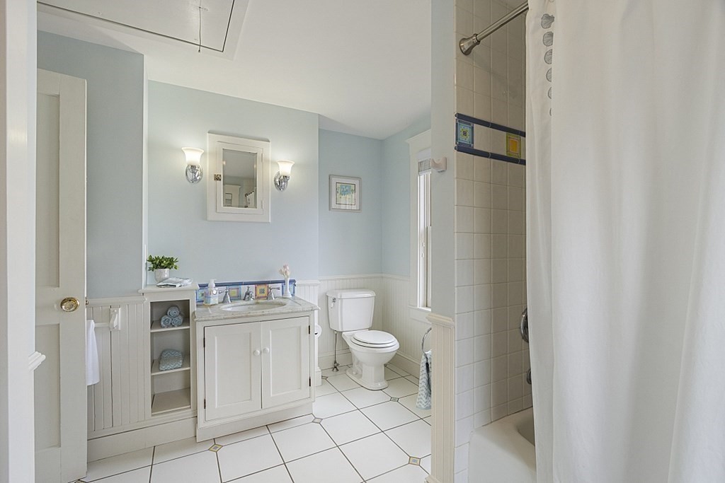 36 Brooks Street Concord, MA 01742 - Photo 20 of 24