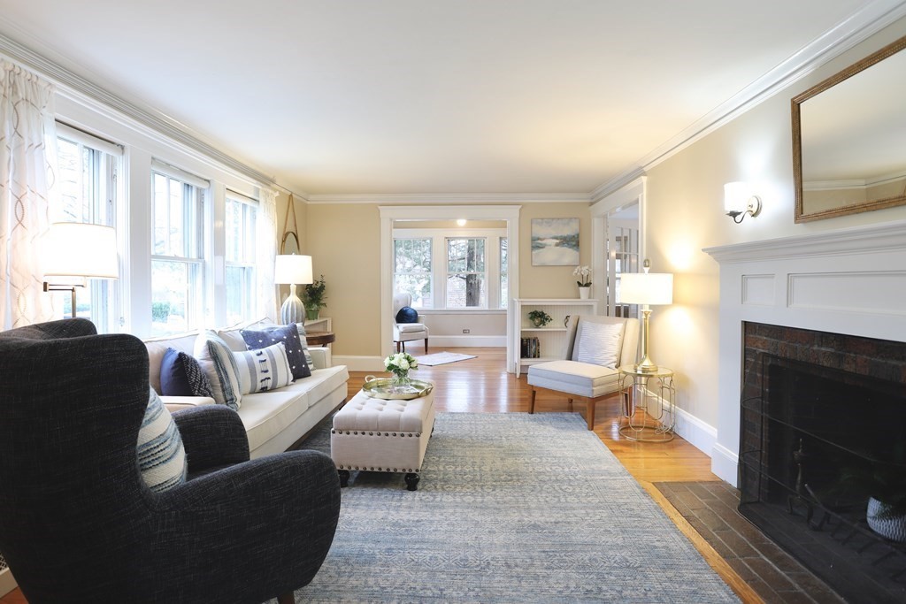 36 Brooks Street Concord, MA 01742 - Photo 3 of 24