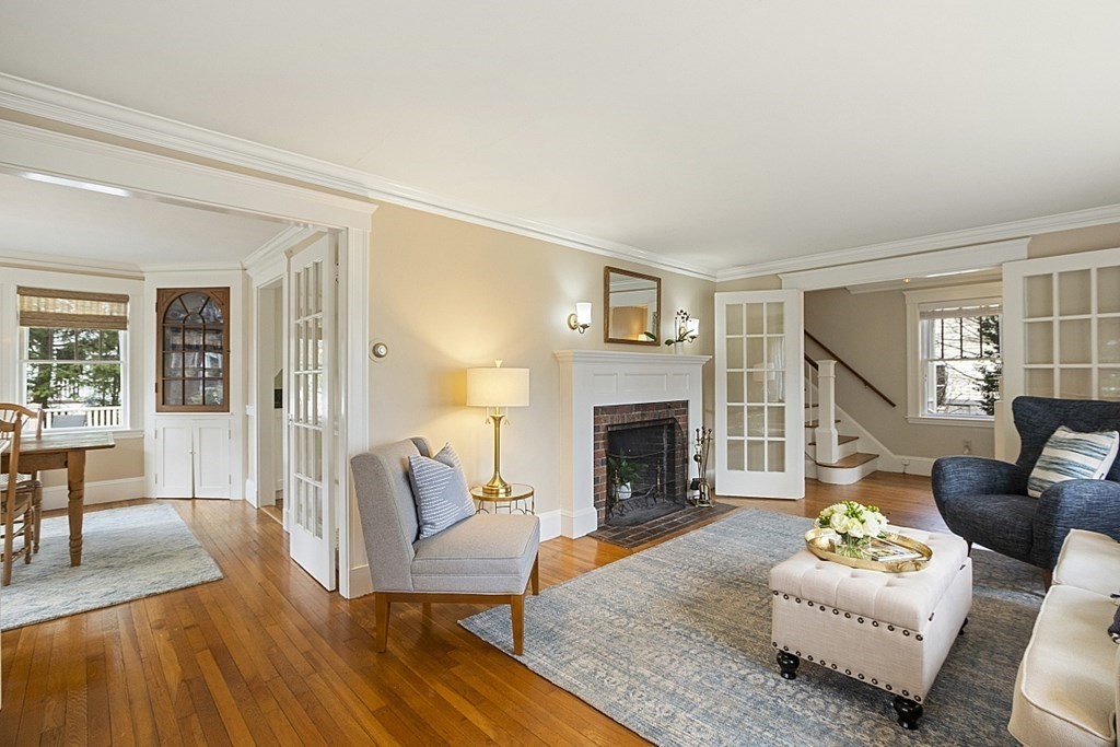 36 Brooks Street Concord, MA 01742 - Photo 4 of 24