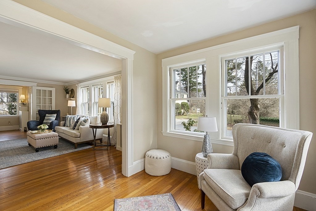 36 Brooks Street Concord, MA 01742 - Photo 6 of 24