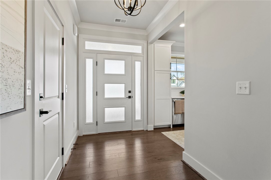 102 Wicker Lane Anderson, SC 29621 - Photo 5 of 28