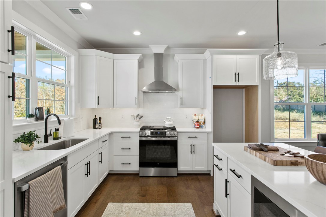 102 Wicker Lane Anderson, SC 29621 - Photo 7 of 28