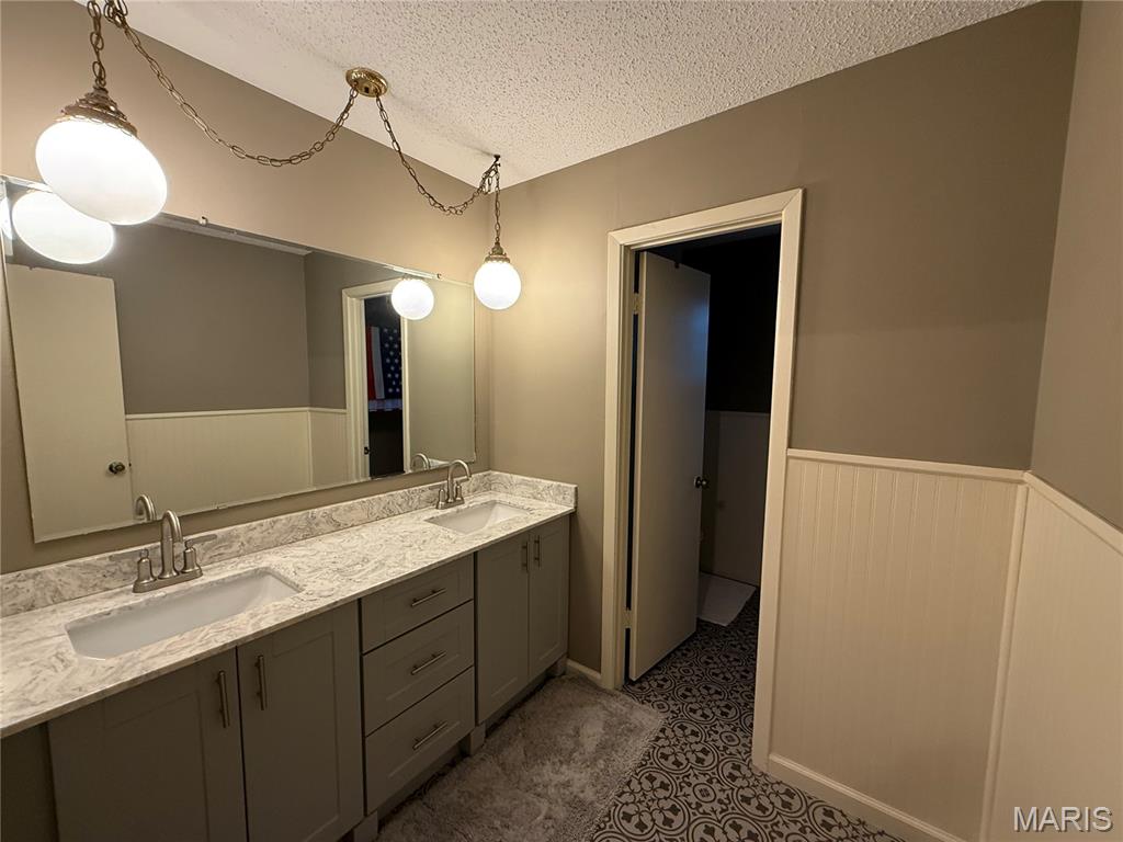 513 North Ingram Road Sikeston, MO 63801 - Photo 11 of 18