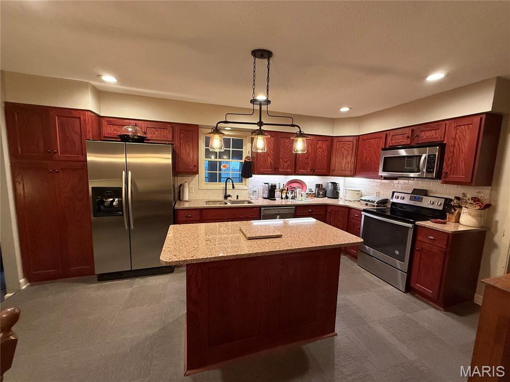 513 North Ingram Road Sikeston, MO 63801 - Photo 6 of 18