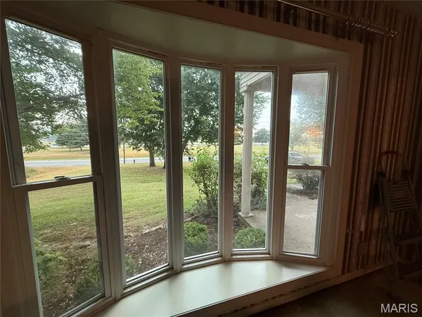 $215,000 | 513 North Ingram Road, Sikeston, MO 63801