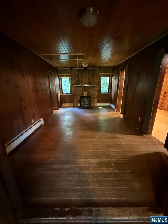 78 Woodland Road Ringwood, NJ 07456 - Photo 8 of 33 a view of an empty room