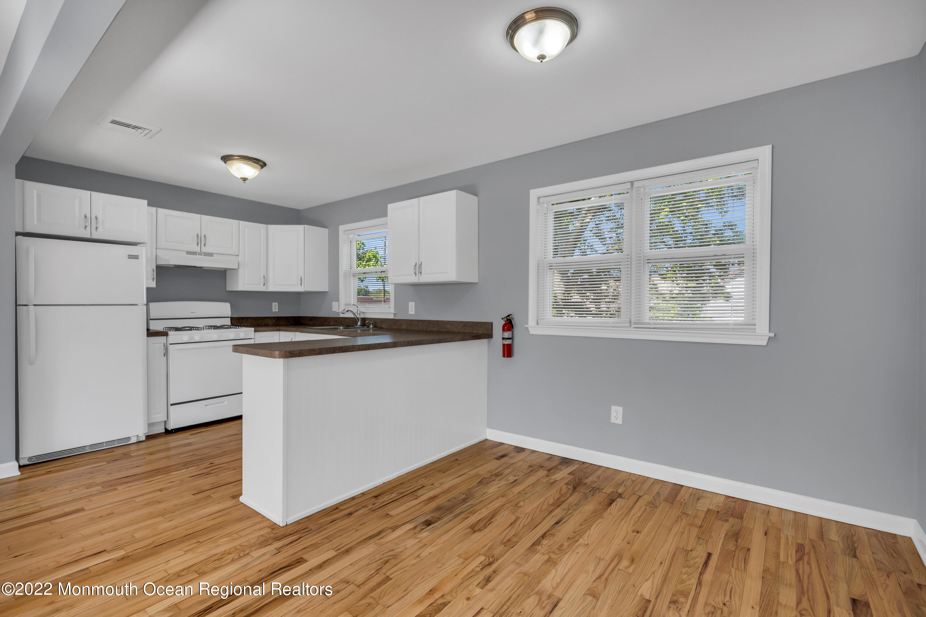 506 Foster Road Toms River, NJ 08753 - Photo 18 of 57 020_dsc06034