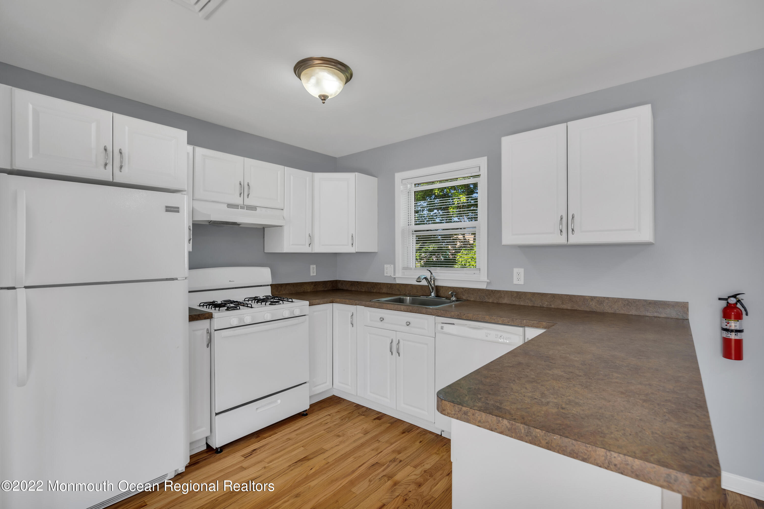 506 Foster Road Toms River, NJ 08753 - Photo 21 of 57 023_dsc06054