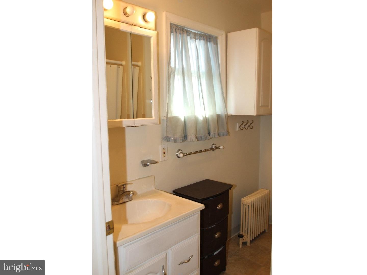 6 West Roland Road Brookhaven, PA 19015 - Photo 12 of 18 Gallery Image 12