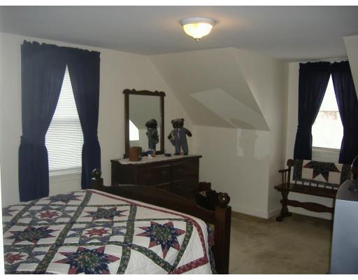 188 Corona Street Springfield, MA 01104 - Photo 4 of 9 Gallery Image 4