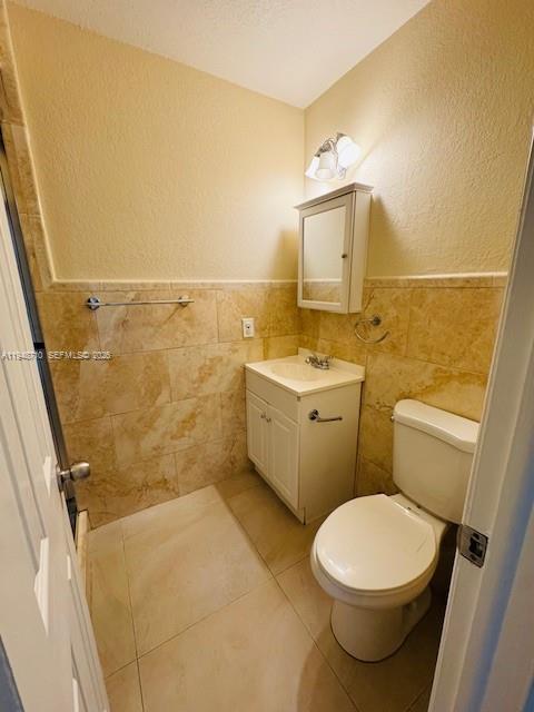 1950 West 54th Street, Unit 302 Hialeah, FL 33012 - Photo 10 of 15