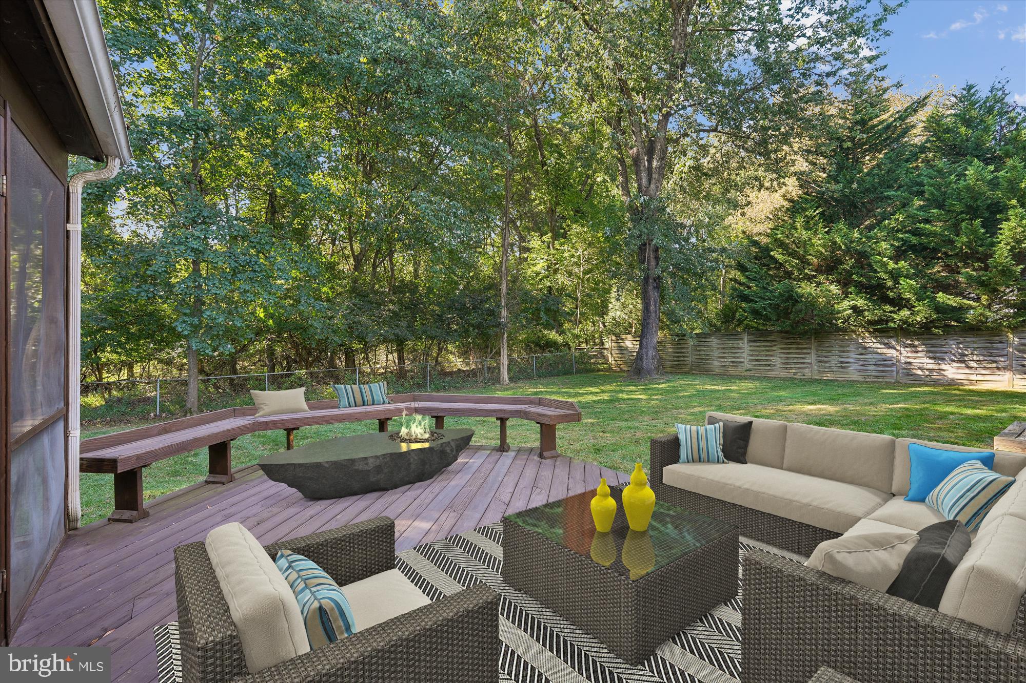 8524 Atwell Road Potomac, MD 20854 - Photo 16 of 38 Deck - Virtually Staged