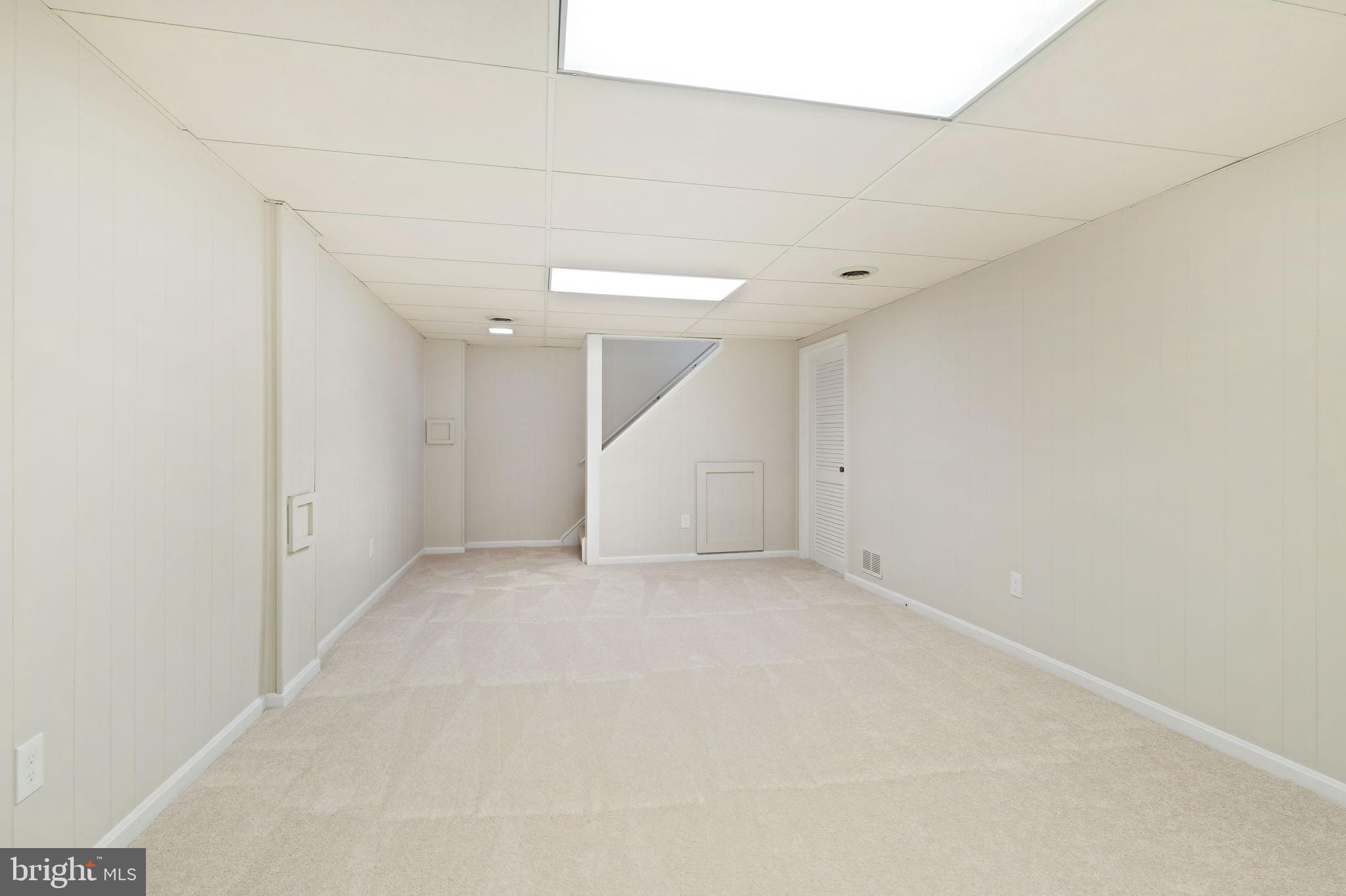 8524 Atwell Road Potomac, MD 20854 - Photo 28 of 38 Recreation Room